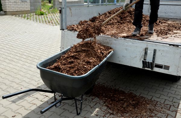 Bulk Mulch Delivery in Poulsbo
