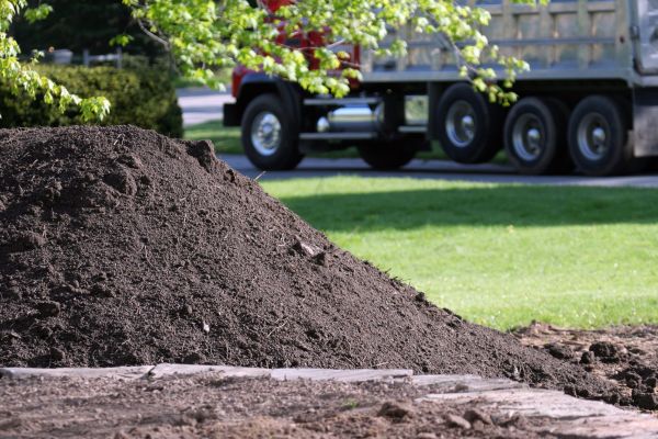 Yard Dirt Delivery in Poulsbo