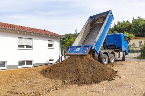 Garden Dirt Delivery in Poulsbo