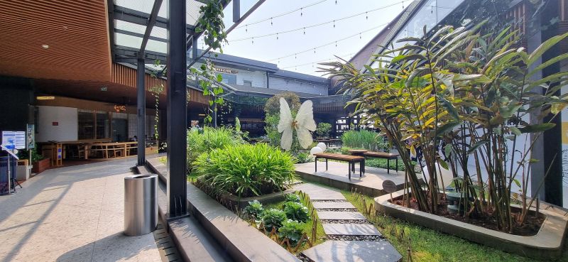 Industrial Landscaping Service detail